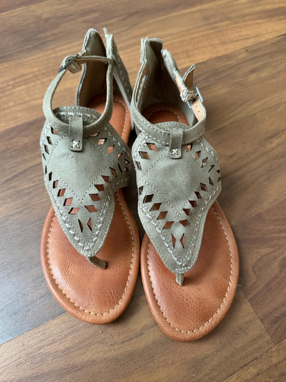 Report Olive Suede Cutout T-Strap Sandals